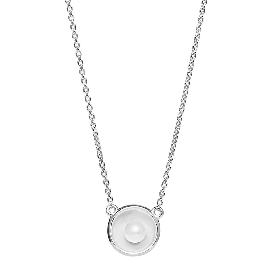 Najo silver dish pendant with 4mm pearl