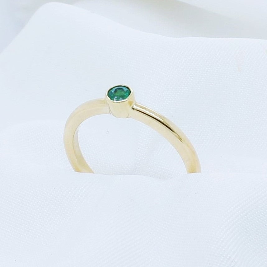 EGS - 9K Yellow Gold Stacking Emerald Ring - The French Door Jewellers